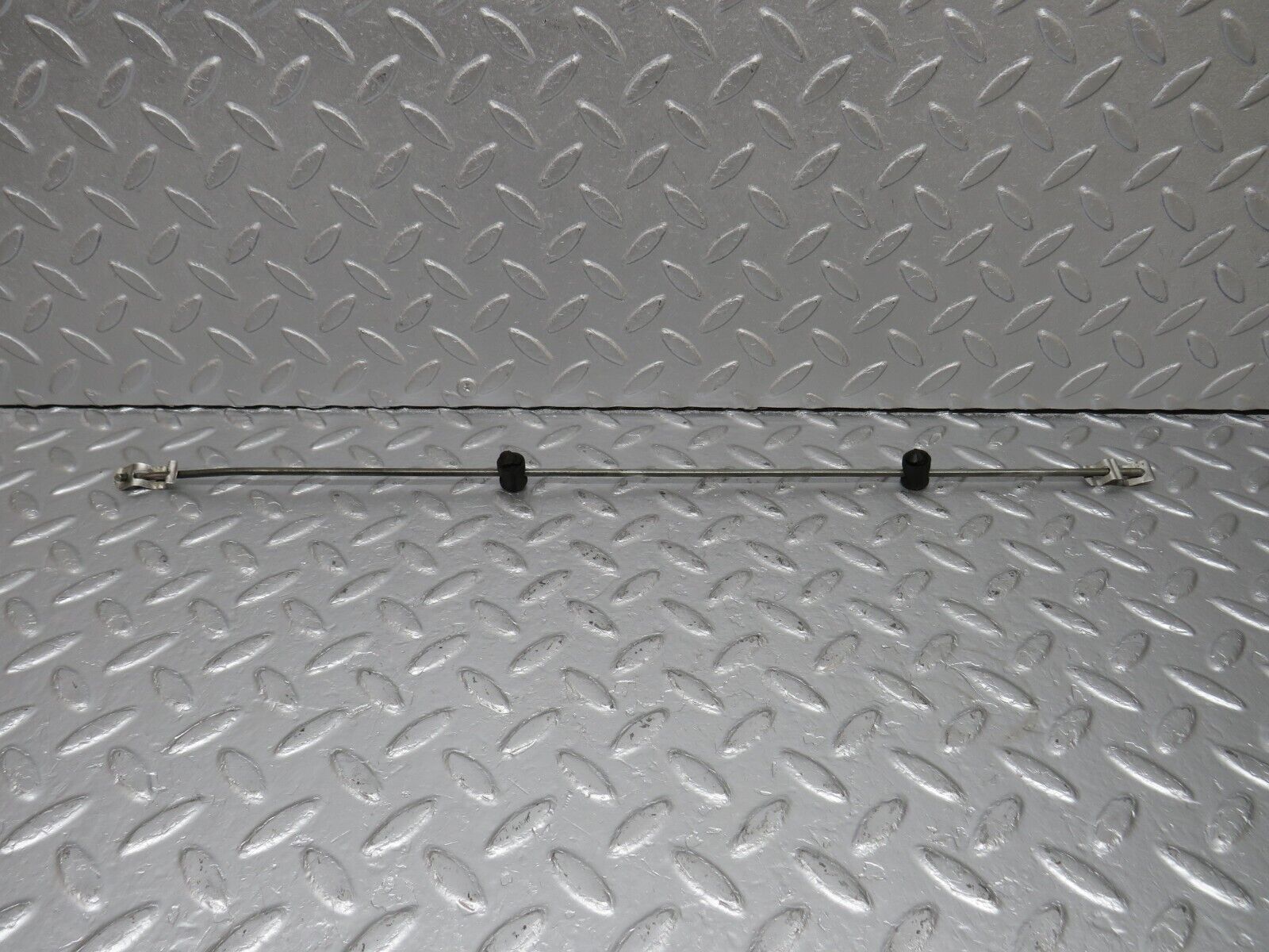 40459 Mercedes-Benz W110 230 Rear Door Lock Control Bar