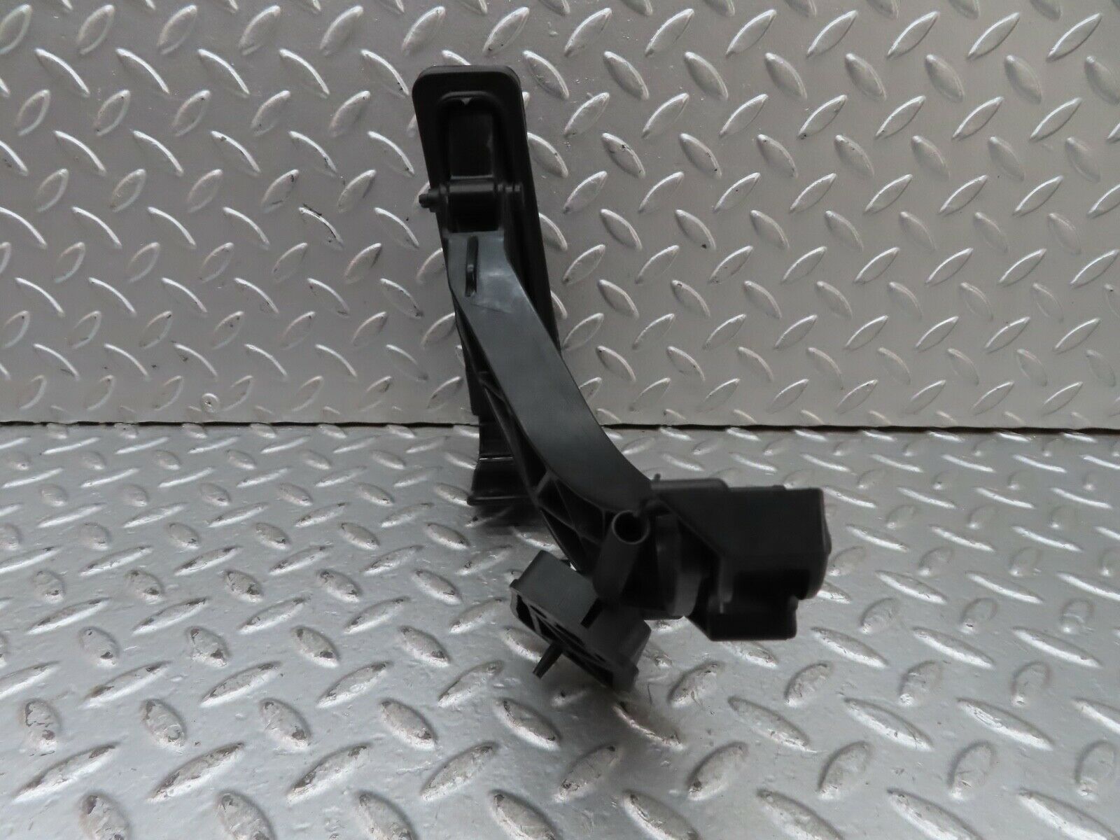 19324 Mercedes-Benz C140 CL420 Coupe Accelerator Pedal 1403011420