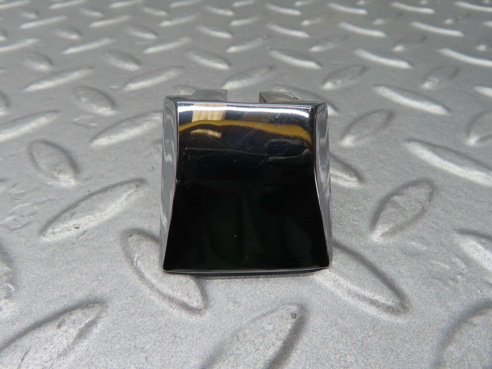 14144 Mercedes-Benz C107 280SLC Left Door Window Channel Chrome Top