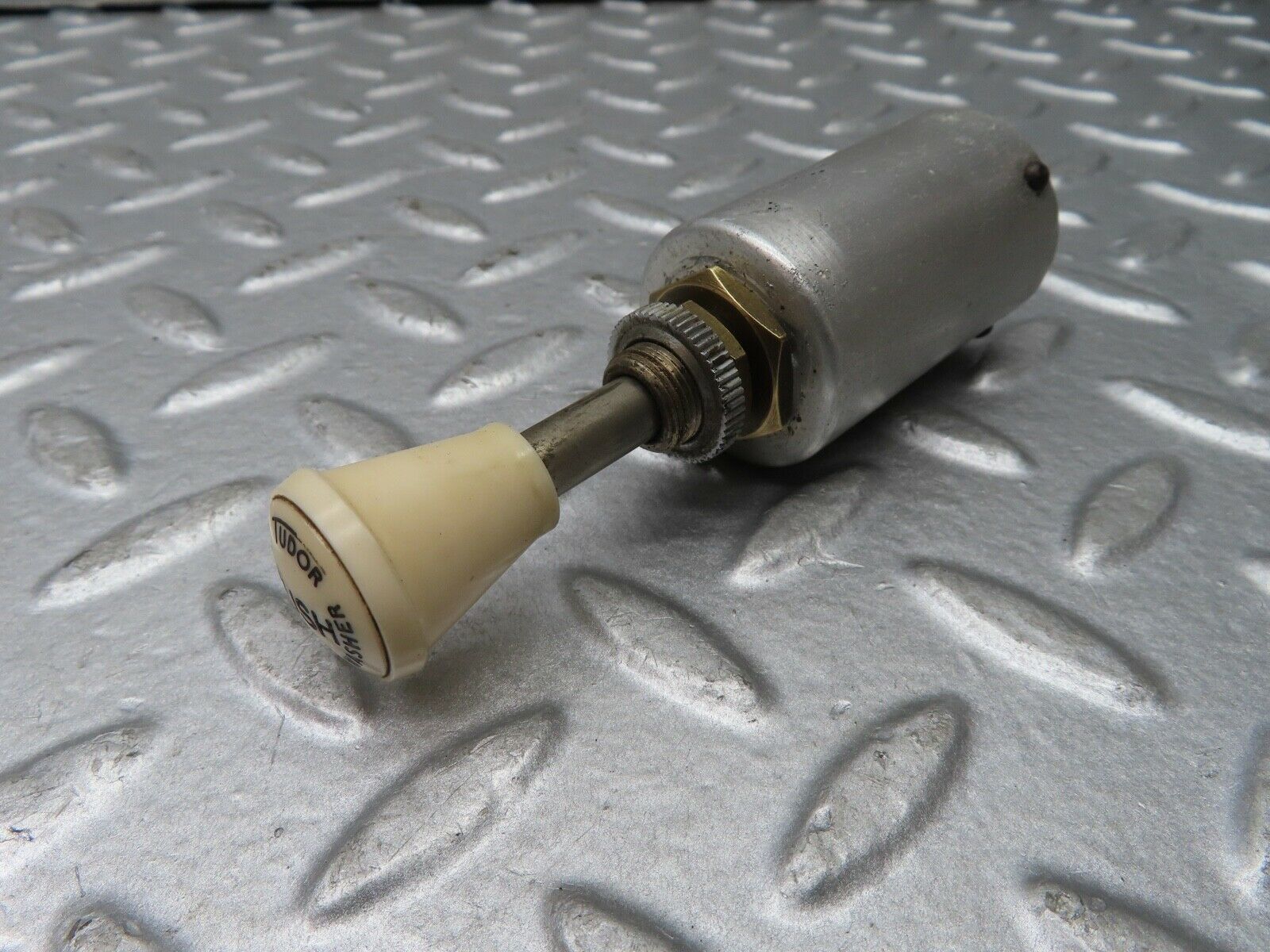 18873 Mercedes-Benz W121 190b Ponton Windscreen Washer Hand Pump