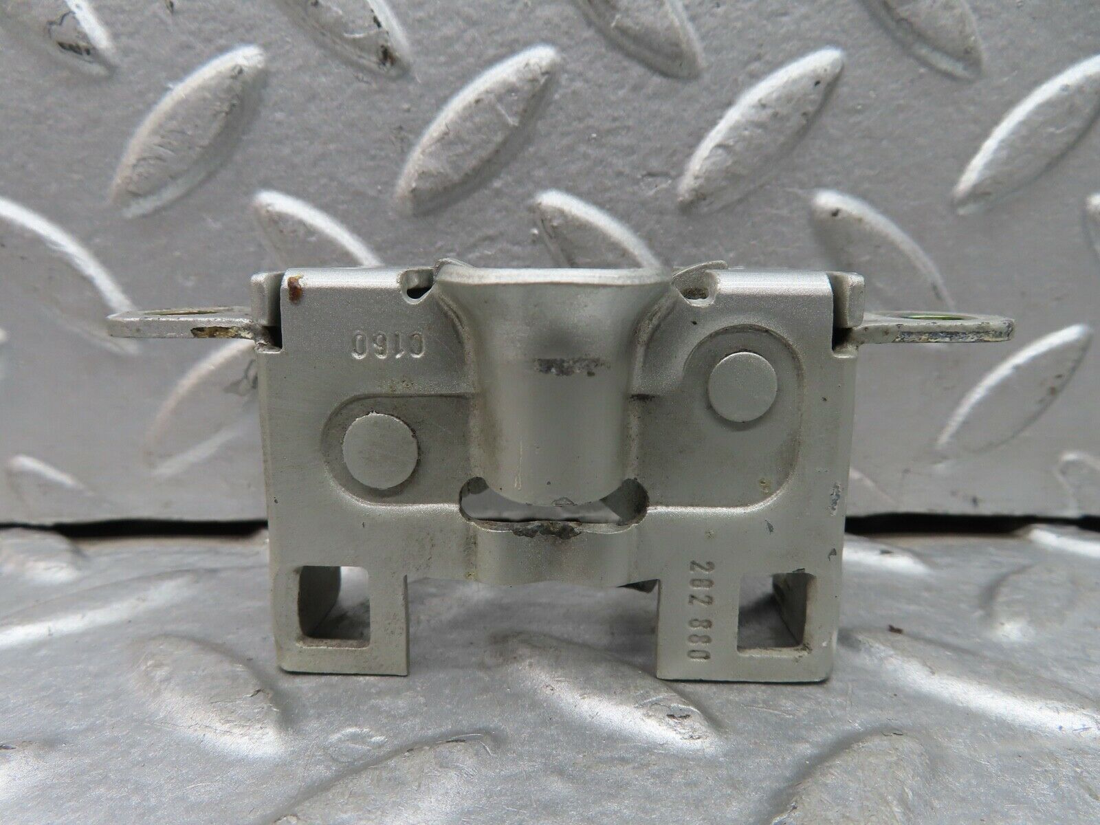 19336 Mercedes-Benz C140 CL420 Coupe Bonnet Lock Pair 2028800160