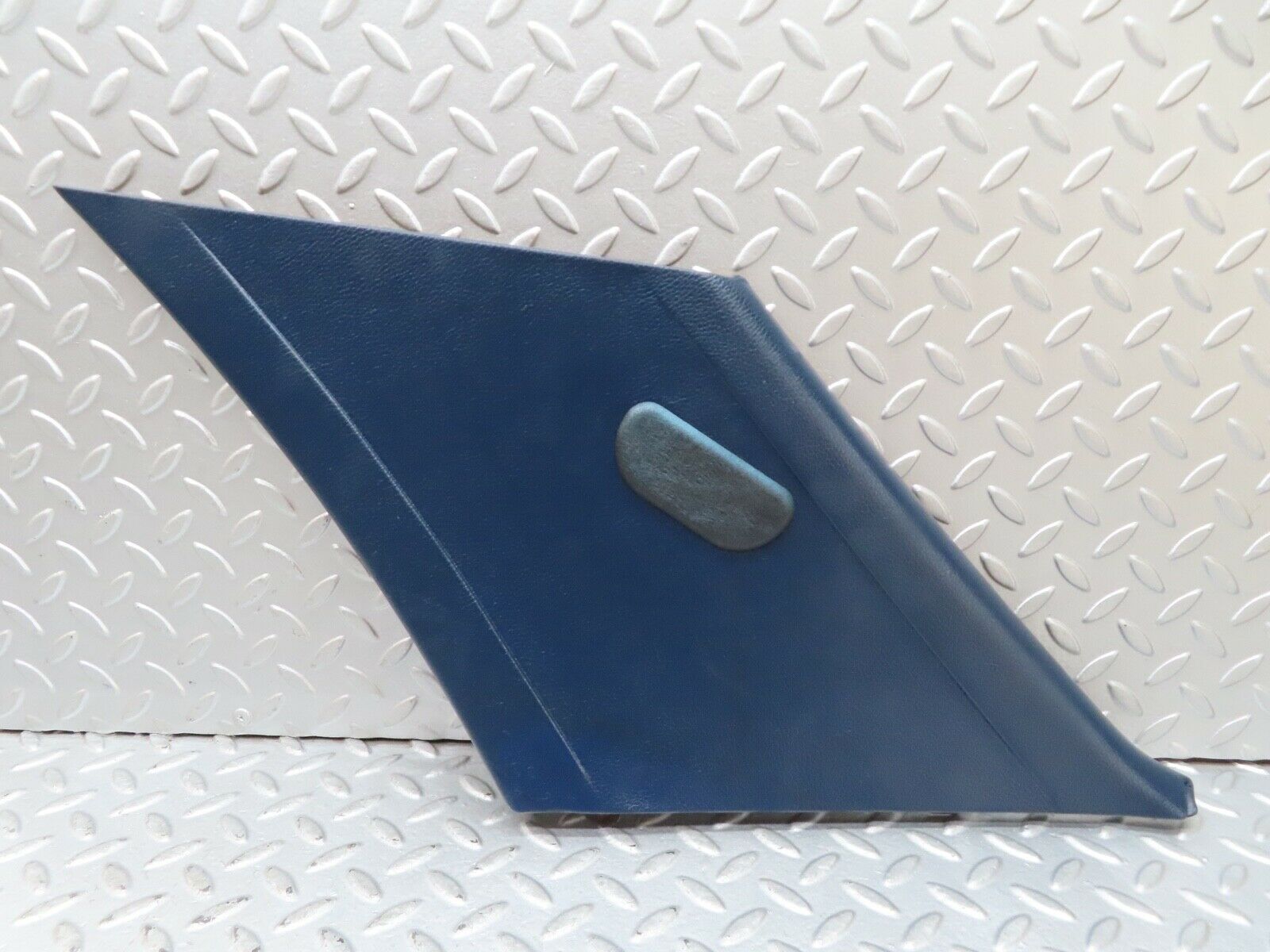 17516 Mercedes-Benz W116 450SEL C Pillar Cover Trim Right Side Blue