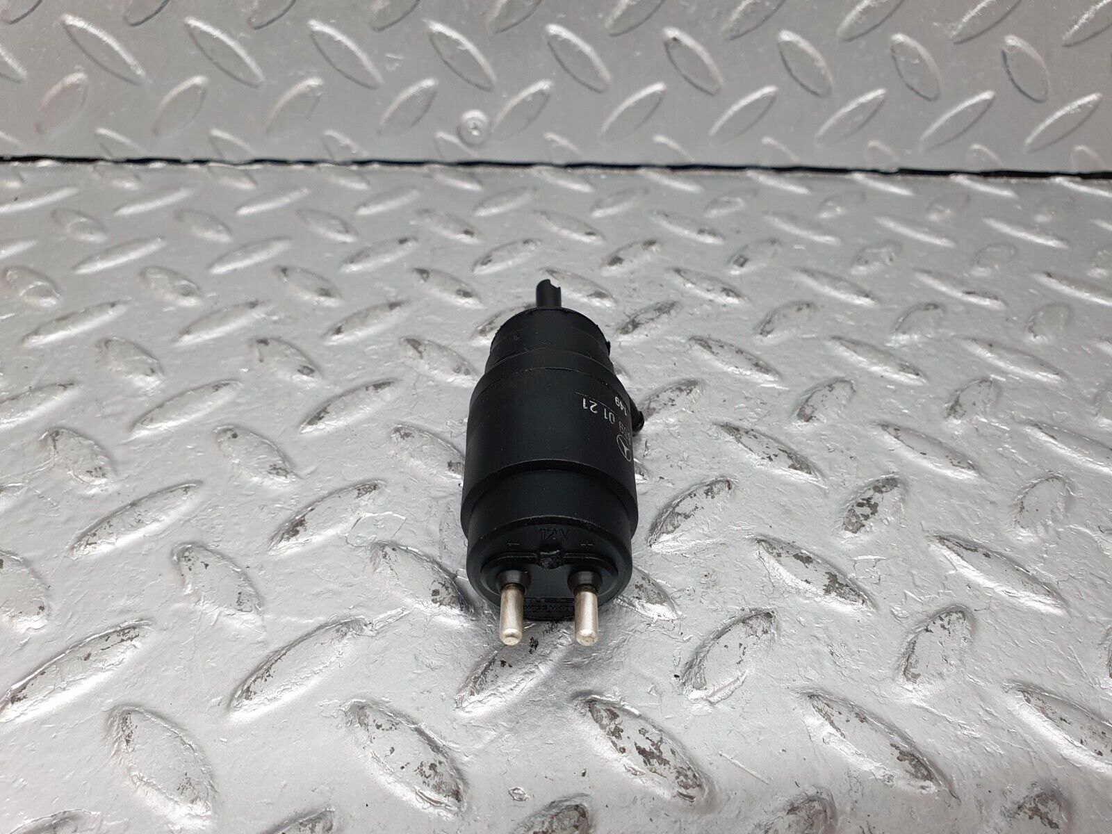 41097 Mercedes-Benz W126 300SE Windscreen Washer Pump 1248690121