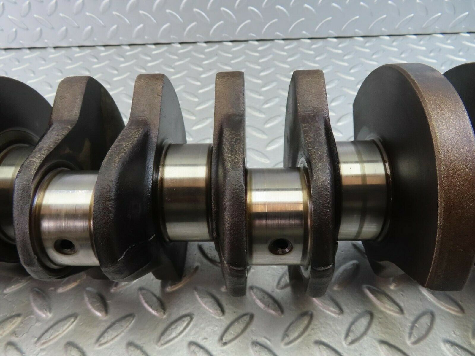 9879 Mercedes-Benz C123 280CE Coupe Crankshaft 1100310701