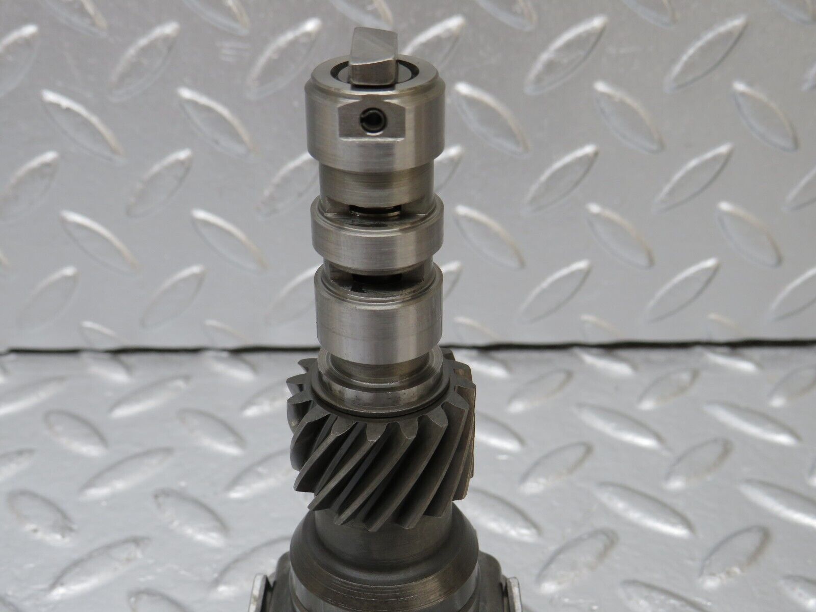 34575 Mercedes-Benz C126 380SEC Cover Automatic Gearbox Governor 722.310