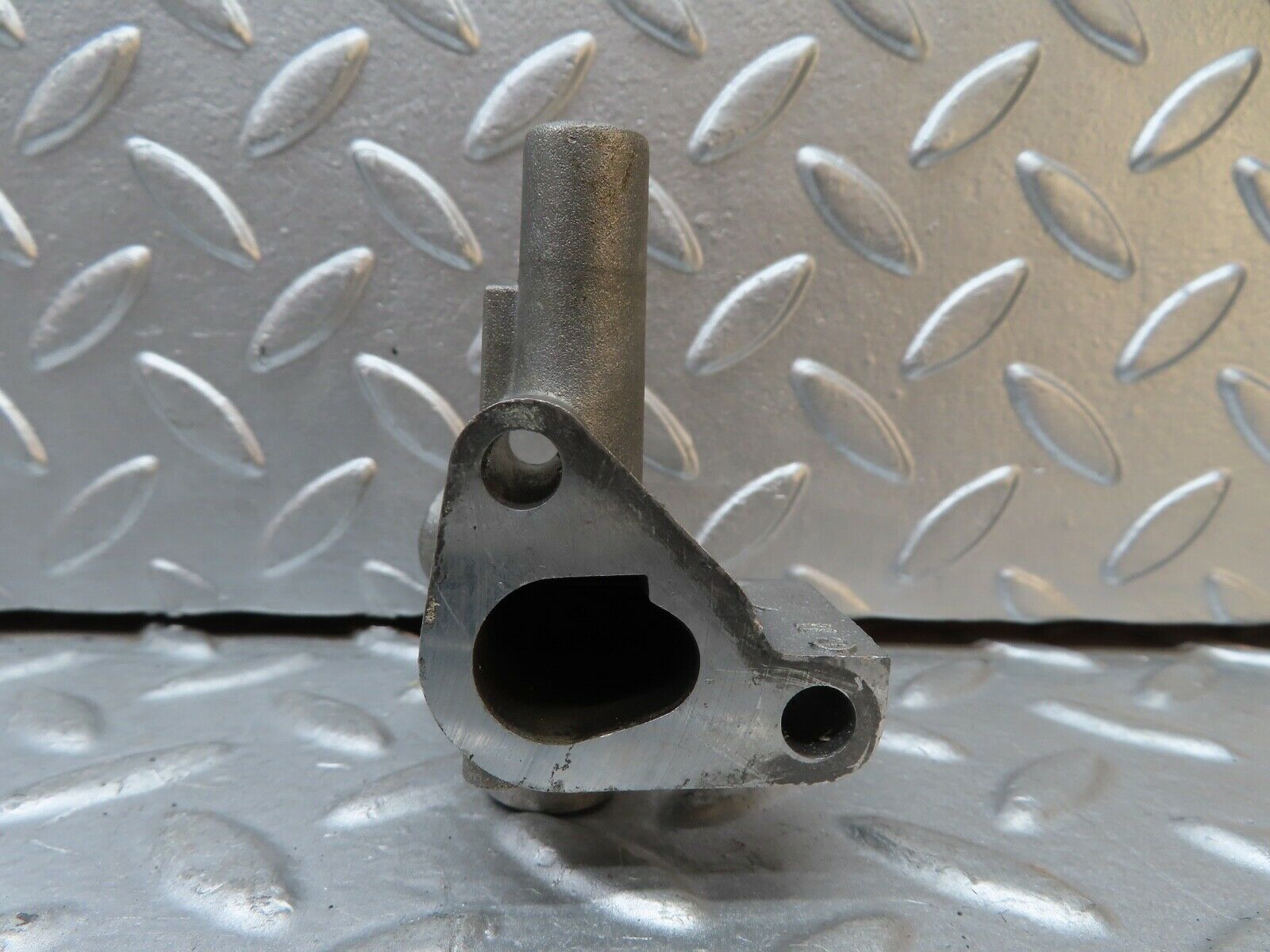 21199 Mercedes-Benz W123 230E Idle Control Valve 1020941212