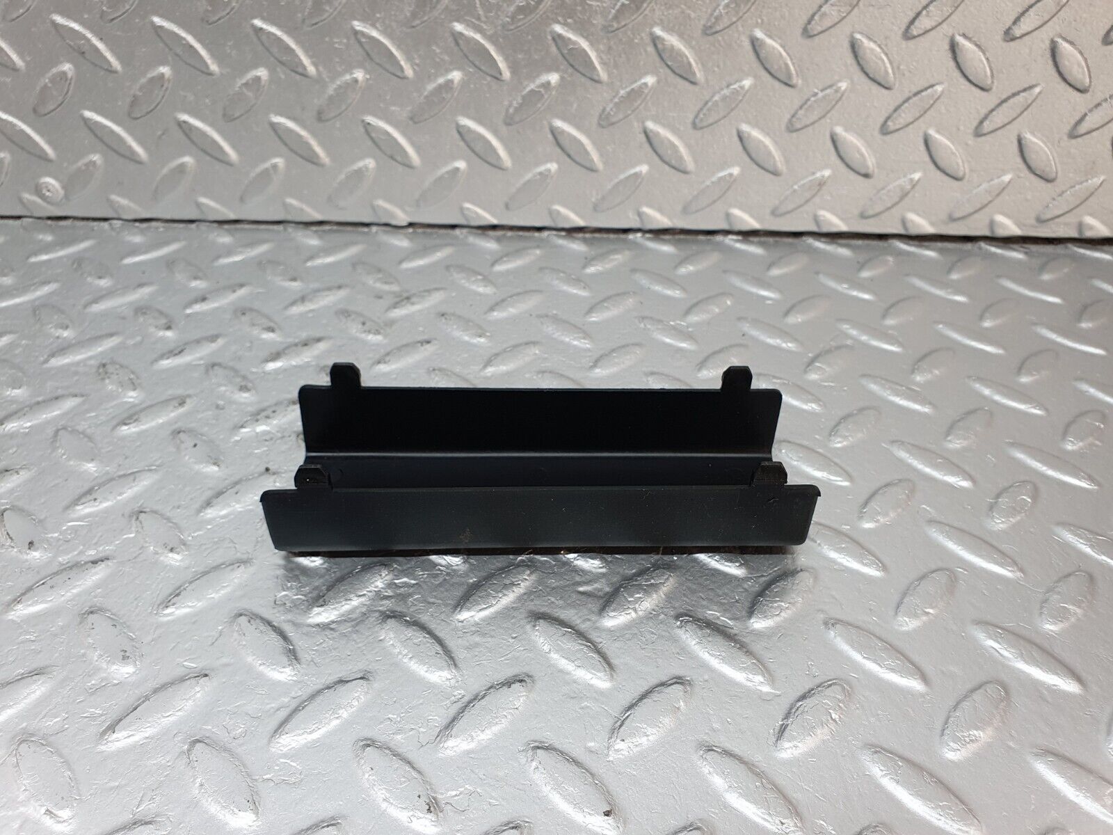 41554 Mercedes-Benz W124 200E Dash Harness Connector Cover 1248210038