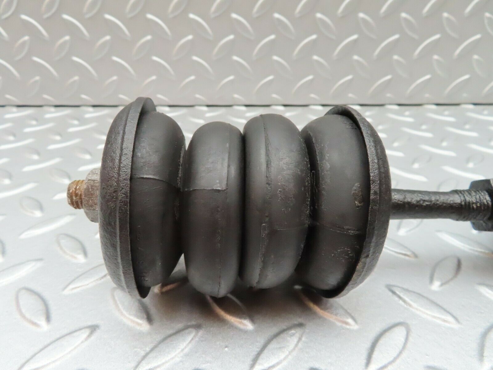 3664 Mercedes-Benz W108 280SE Strut Rear Axle Mount 1113510340