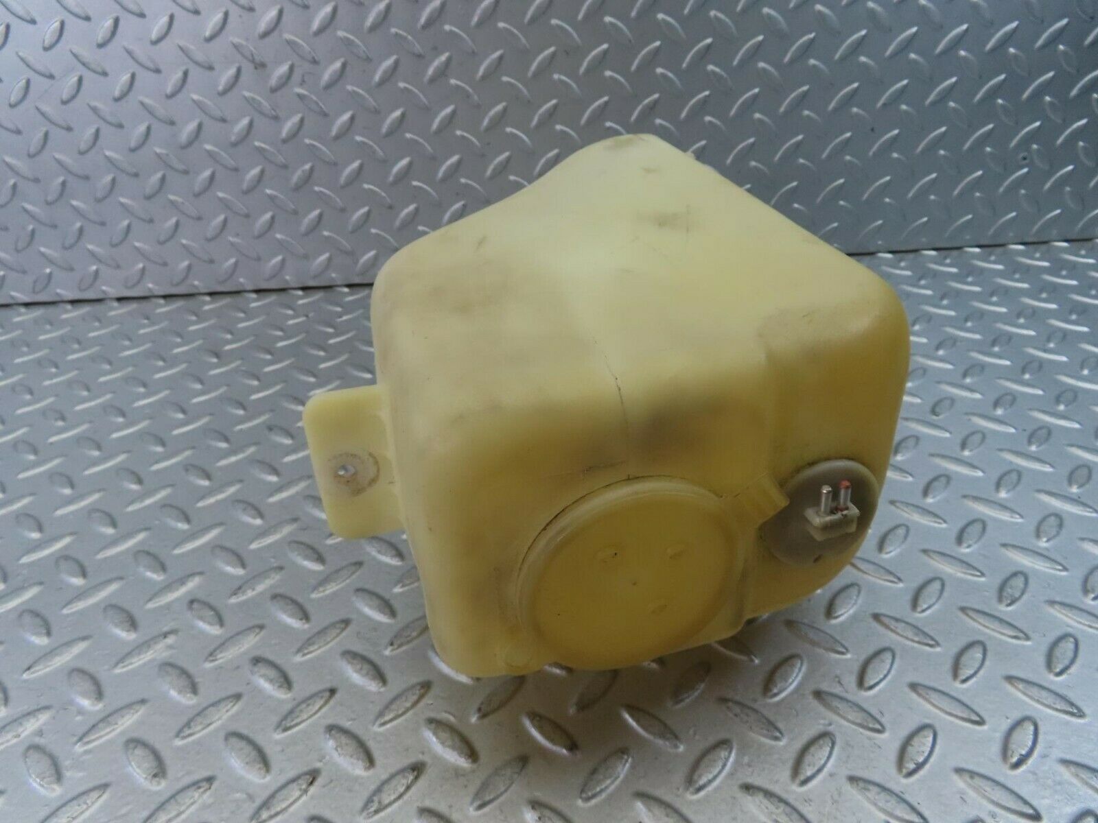 9290 Mercedes-Benz C124 300CE Coupe Windscreen Washer Fluid Tank 1248690520