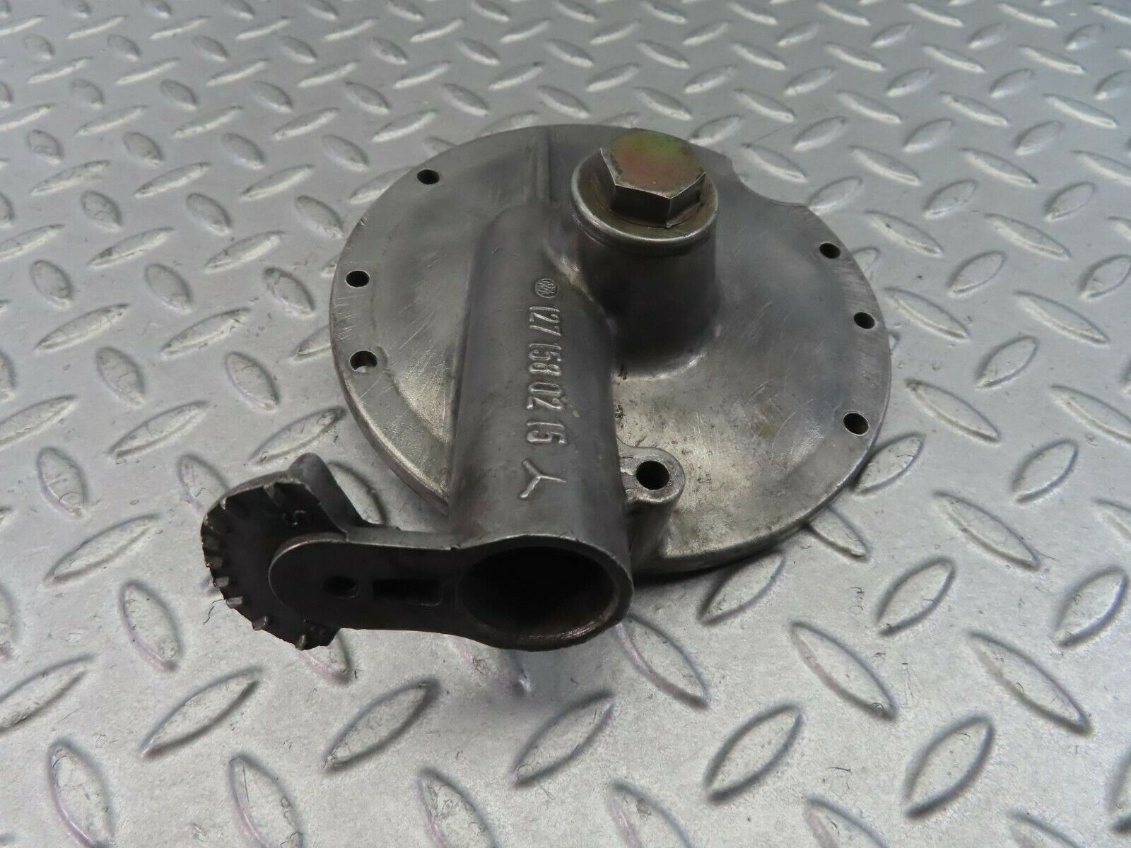 8613 Mercedes-Benz W108 Ignition Distributor Support 1271580215