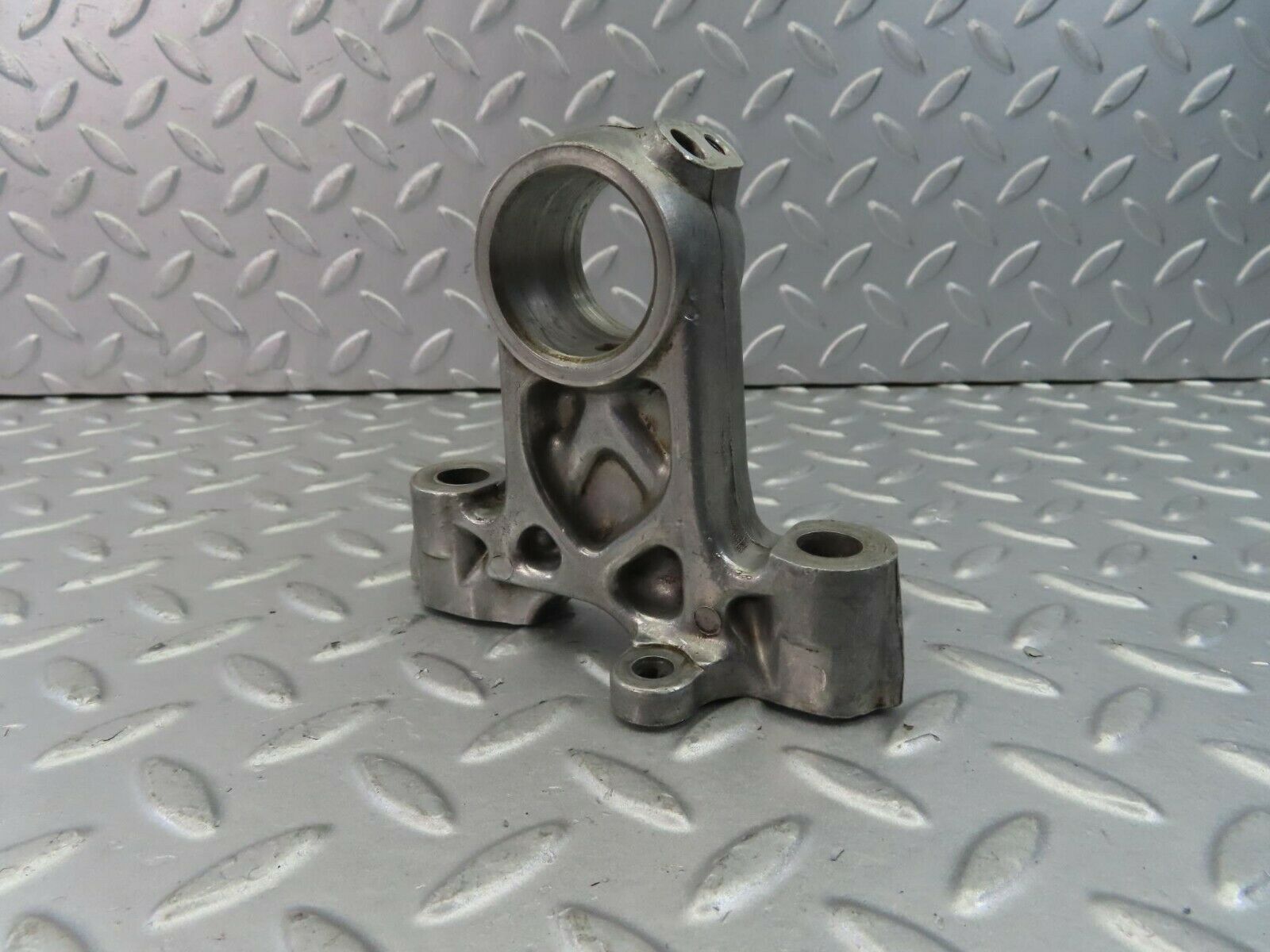 8948 Mercedes-Benz W108 Camshaft Tower Bearing 1800515110