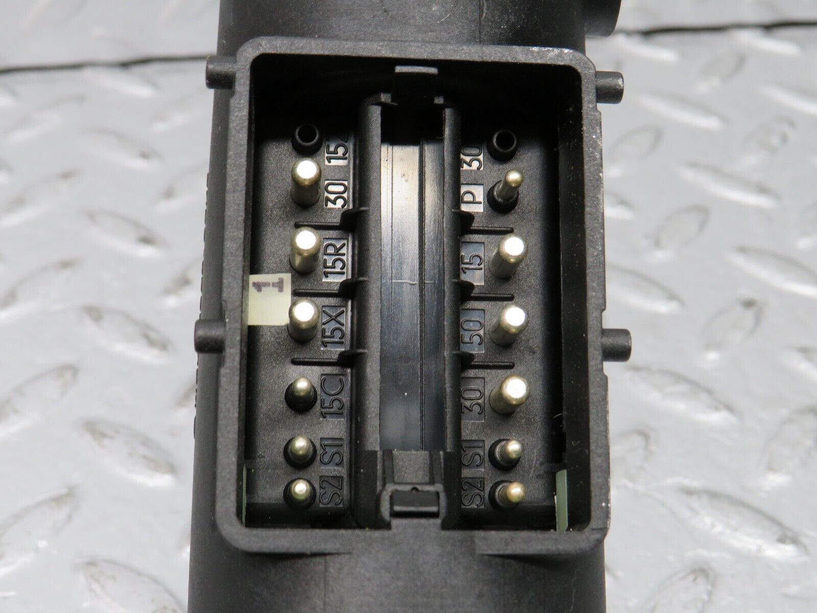 38471 Mercedes-Benz R129 280SL Coupe Steering Lock Ignition Switch With Key