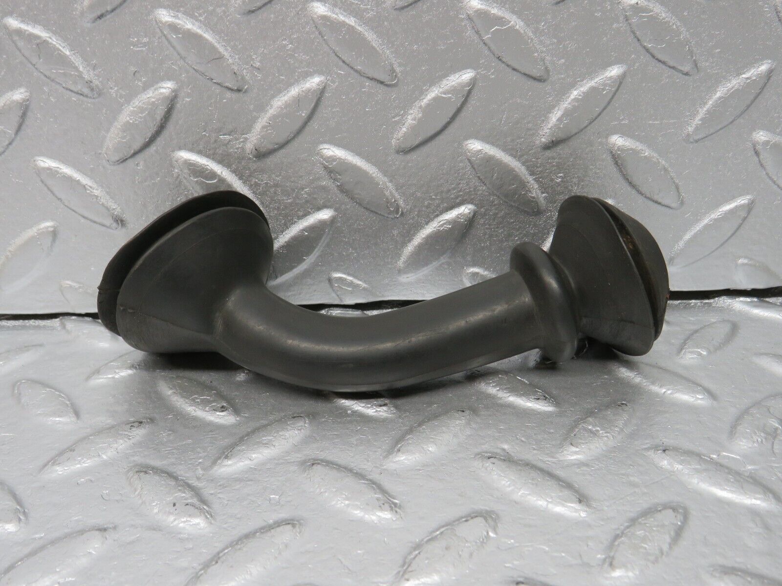 40331 Mercedes-Benz W110 230 Right Rubber Grommet Headlamp Cable 1105460085