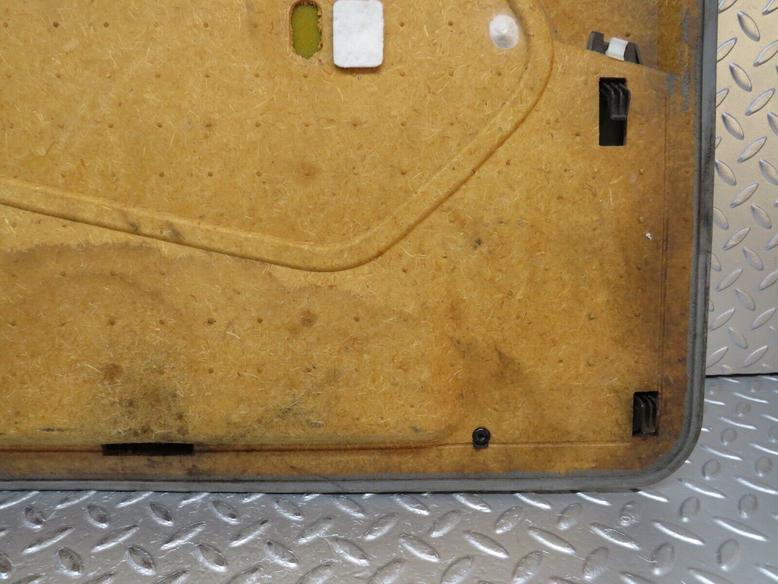 32339 Mercedes-Benz S124 300TE Wagon Front Right Door Card Grey