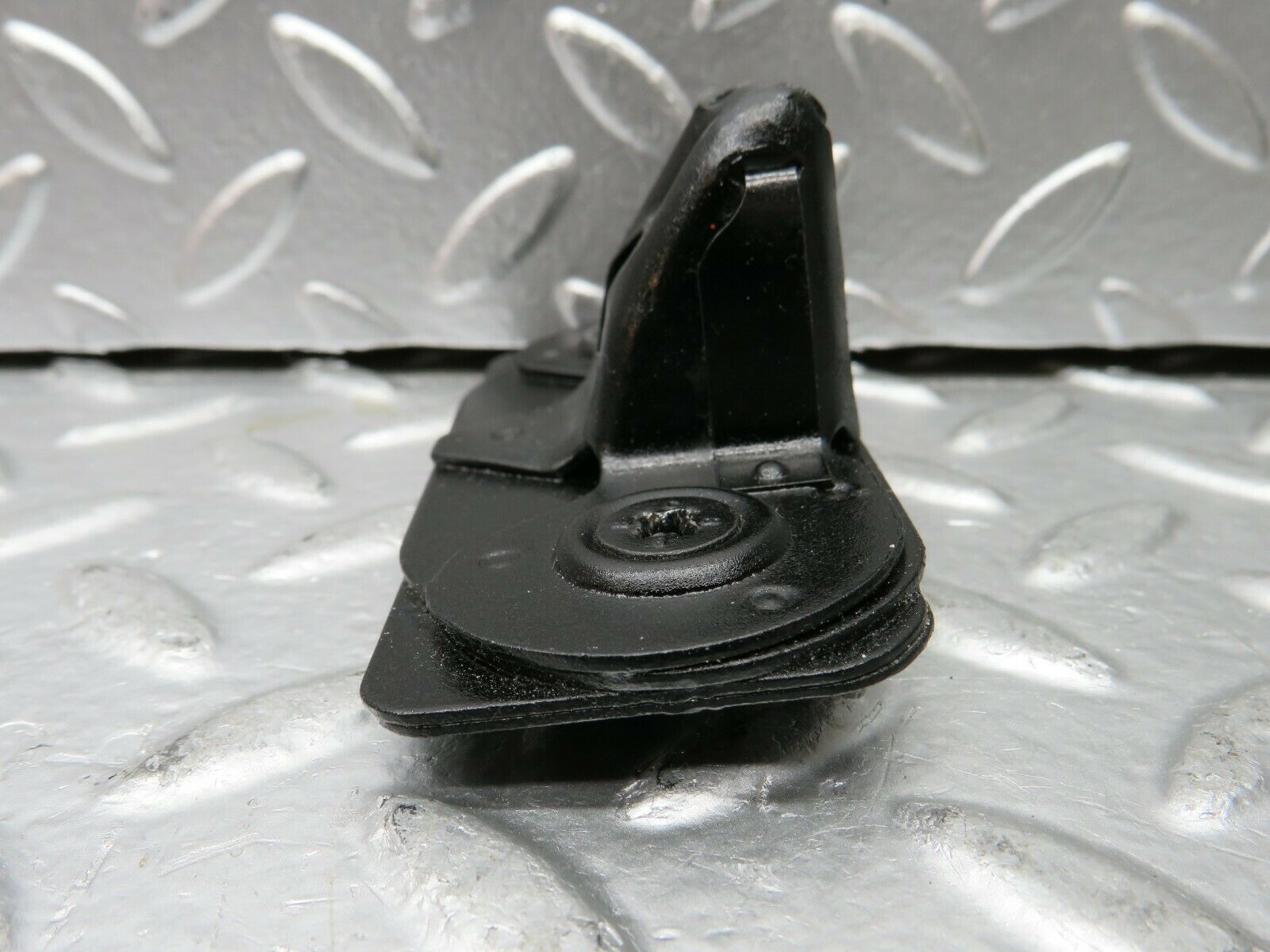 22911 Mercedes-Benz C107 450SLC Coupe Trunk Lock Latch