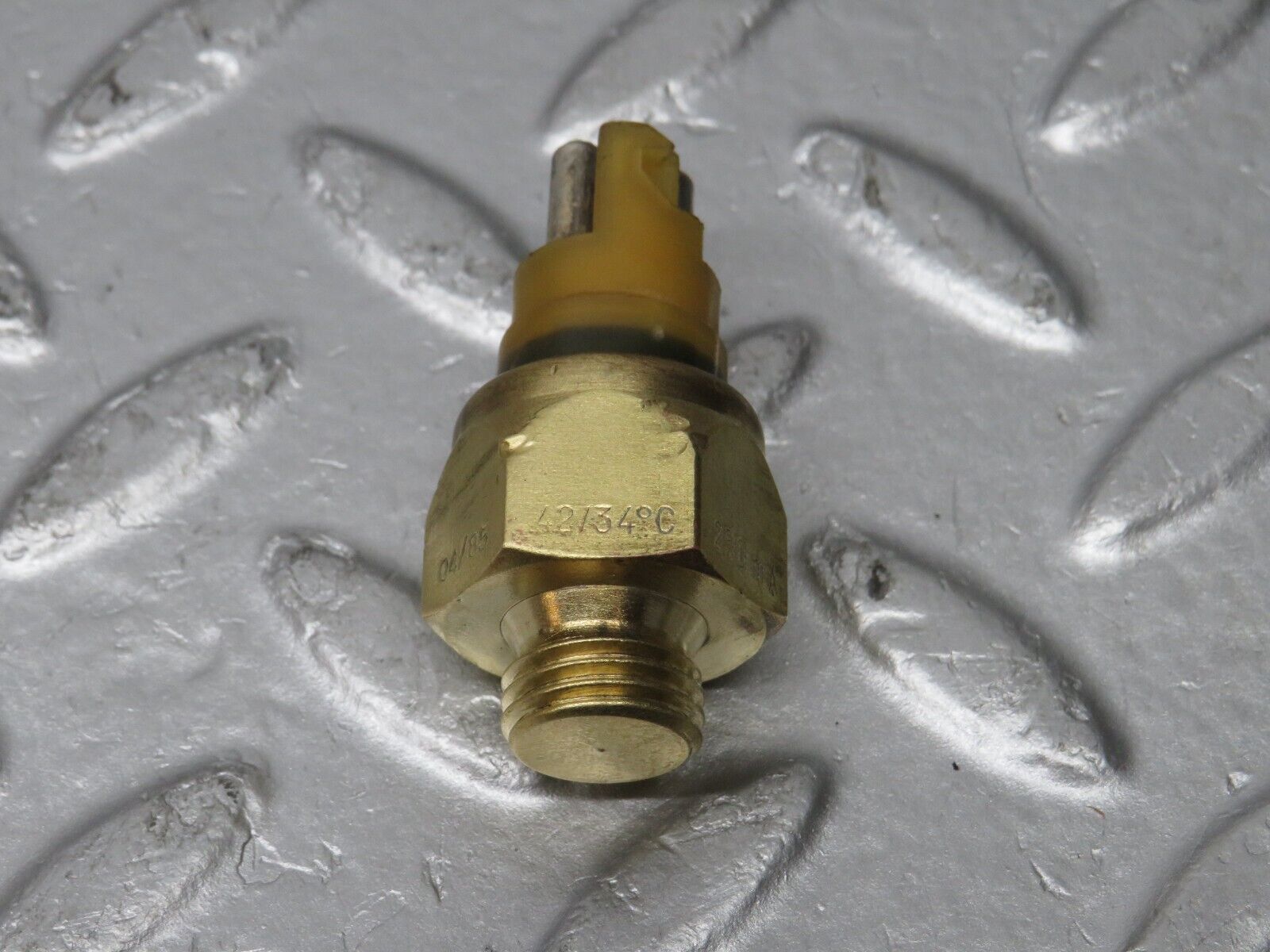 39716 Mercedes-Benz R129 320SL Coupe Coolant Sensor