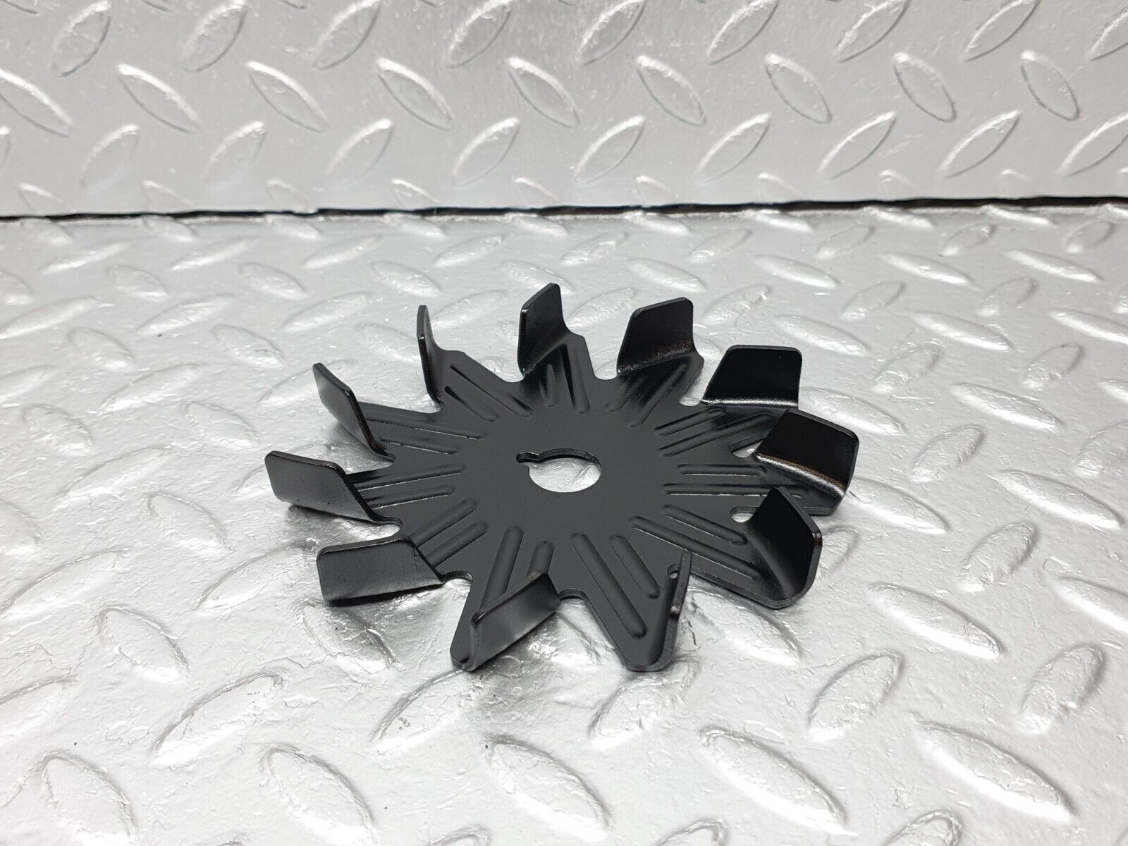 40833 Mercedes-Benz W123 300D Alternator Generator Cooler Fan