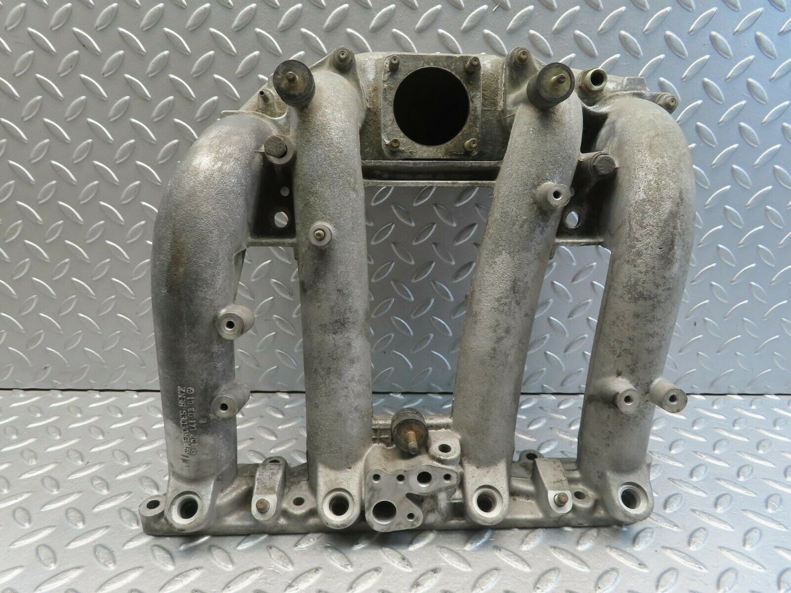 11535 Mercedes-Benz C123 230CE Coupe Intake Manifold 1021410301 1021411190