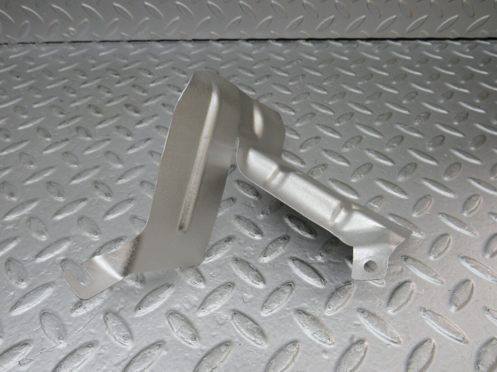 36171 Mercedes-Benz W126 420SE Exhaust Heat Shield