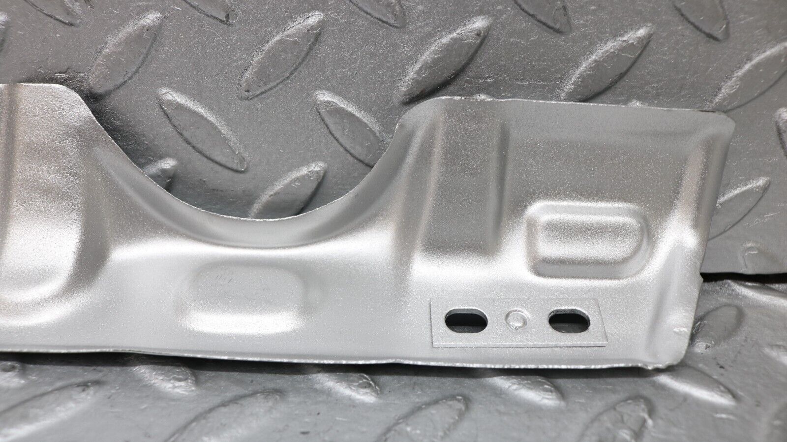 37238 Mercedes-Benz C126 420SEC Coupe Exhaust Manifold Heat Shield