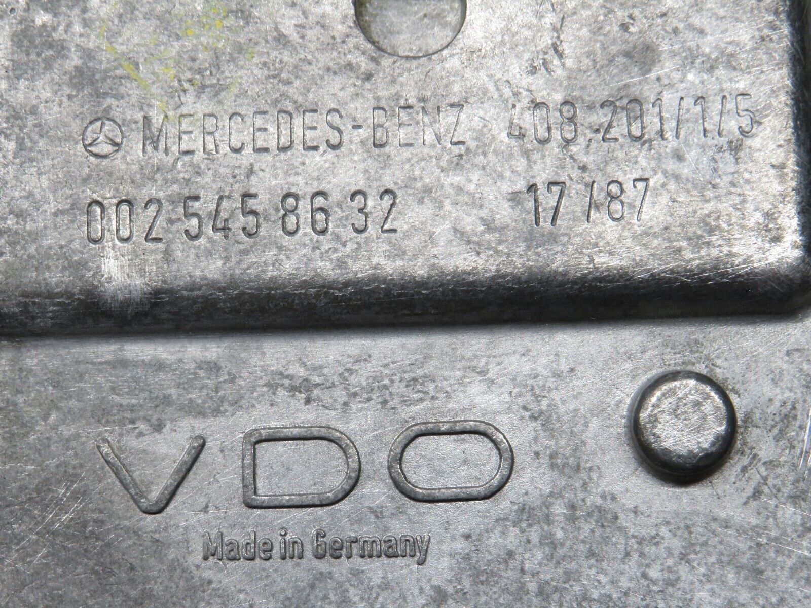 32713 Mercedes-Benz S124 300TE Wagon Cruise Control Actuator 0025458632