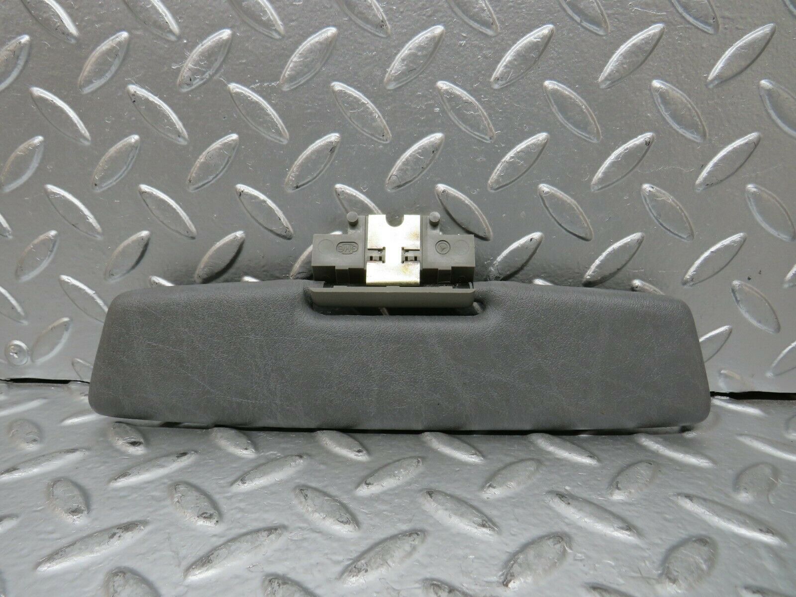 24347 Mercedes-Benz S124 220TE Wagon Middle Sun Visor