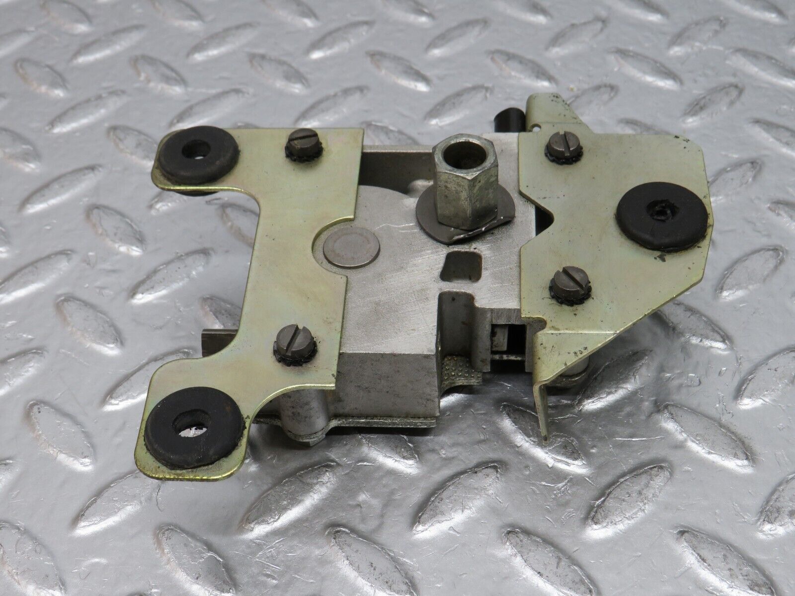 32253 Mercedes-Benz C107 350SLC Coupe Coupe Power Sunroof Mechanism