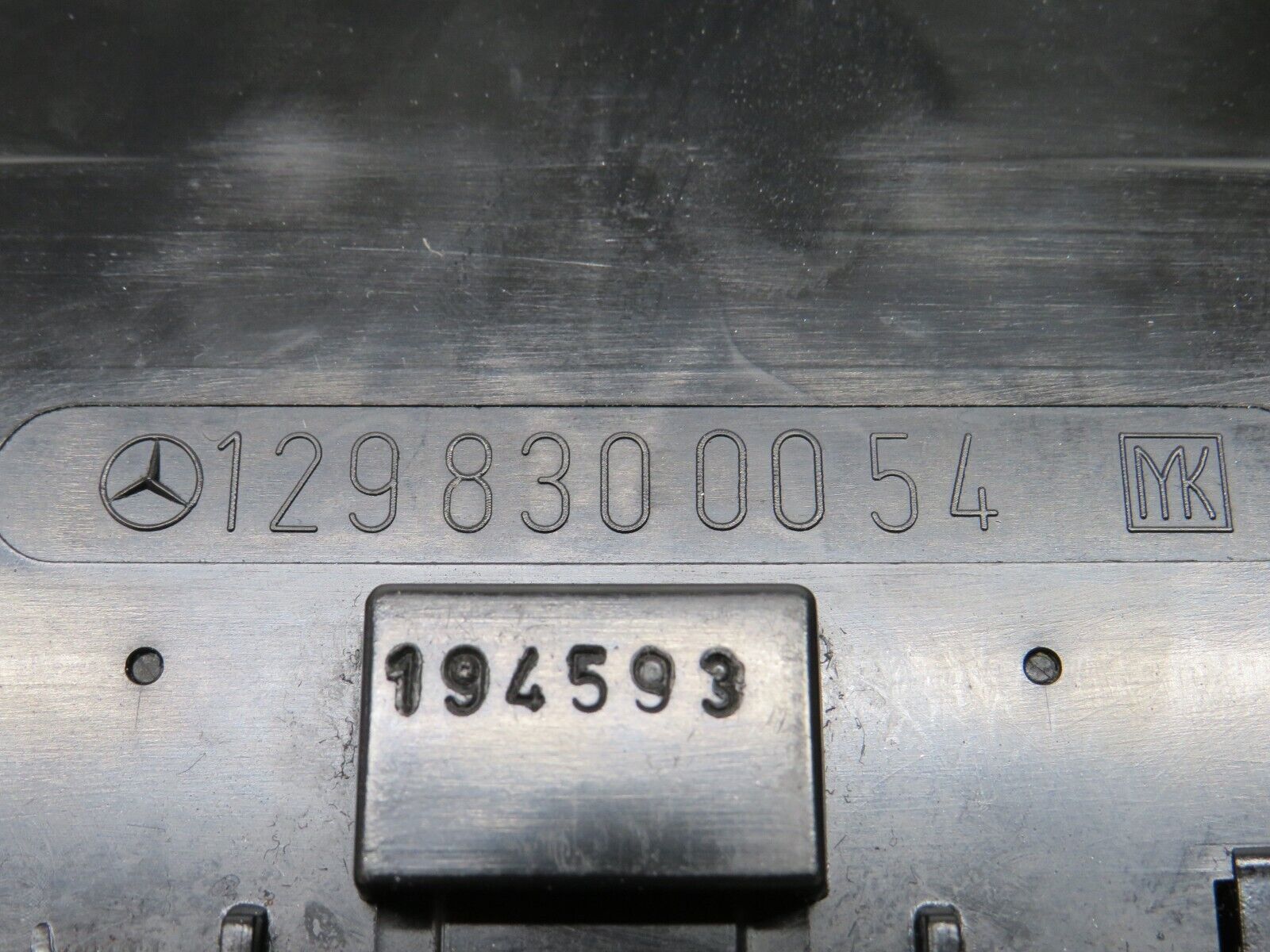 38557 Mercedes-Benz R129 280SL Coupe Dash Centre Air Vent 1298300054