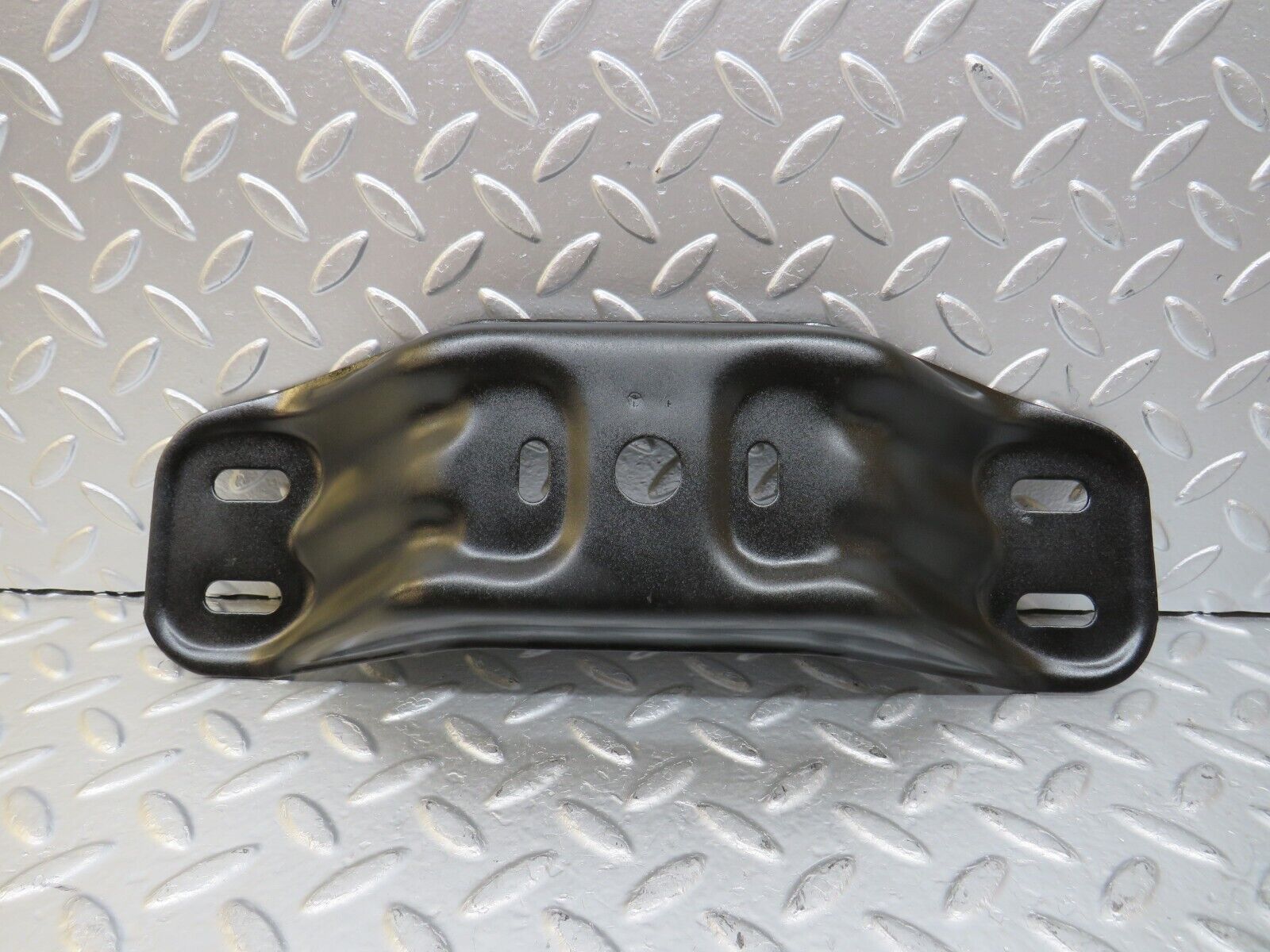 25723 Mercedes-Benz W124 280E Gearbox Mount Bracket Holder