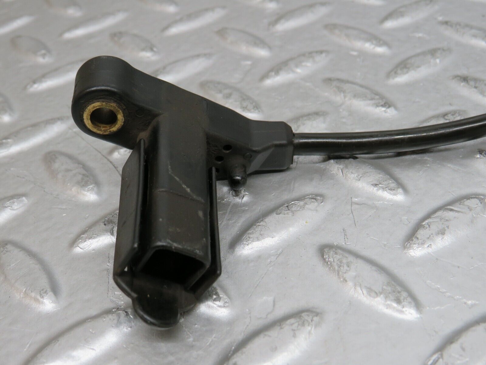 29589 Mercedes-Benz W124 230E Brake Pad Sensor Left Side 2015452228