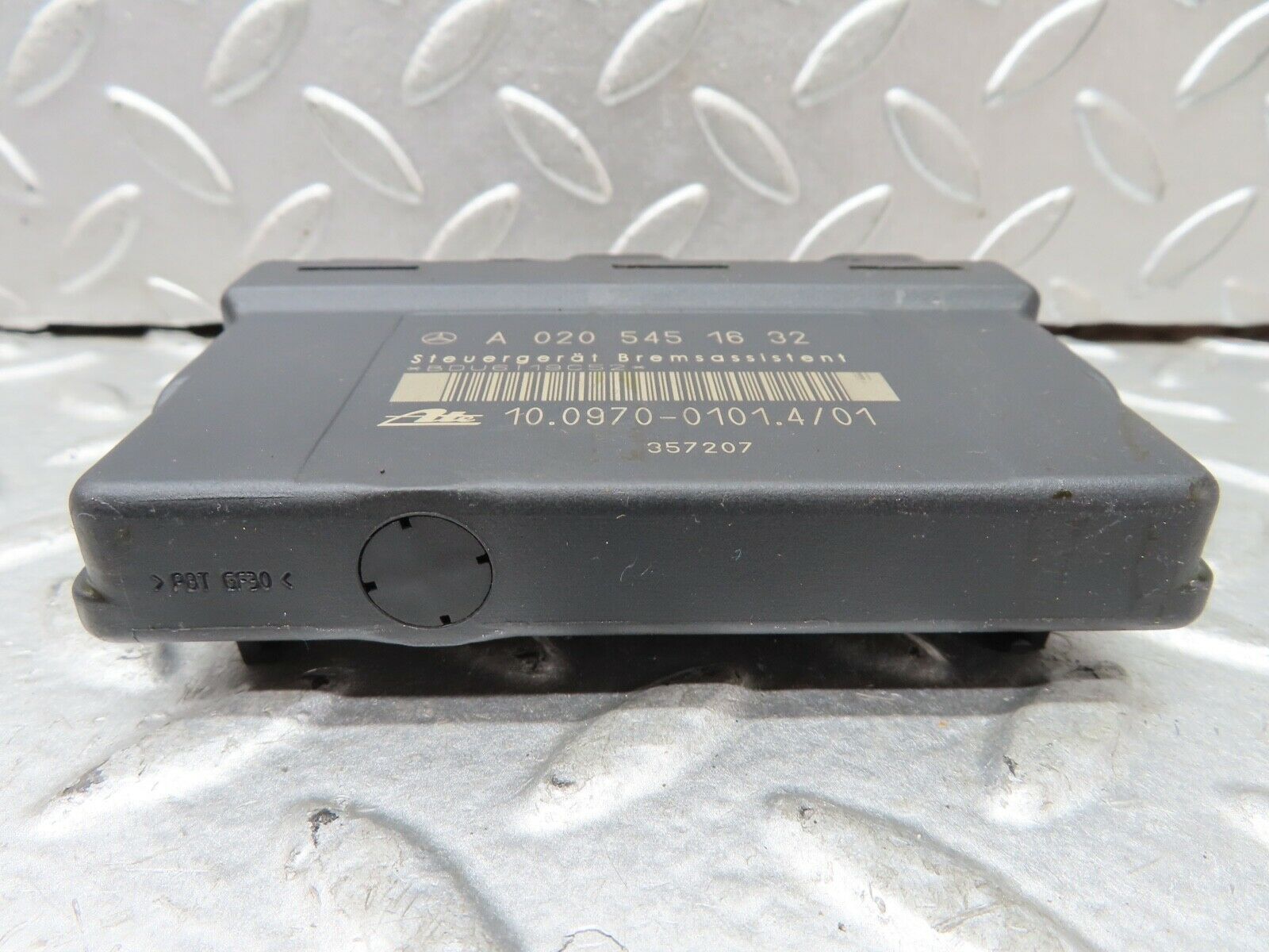 19439 Mercedes-Benz C140 CL420 Coupe Brake Assist Control Unit 0205451632