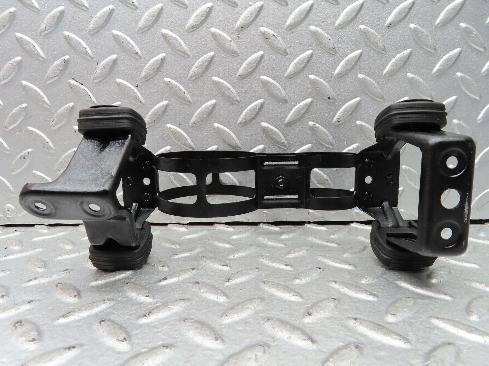 19409 Mercedes-Benz C140 CL420 Coupe Fuel Pump Fuel Filter Bracket