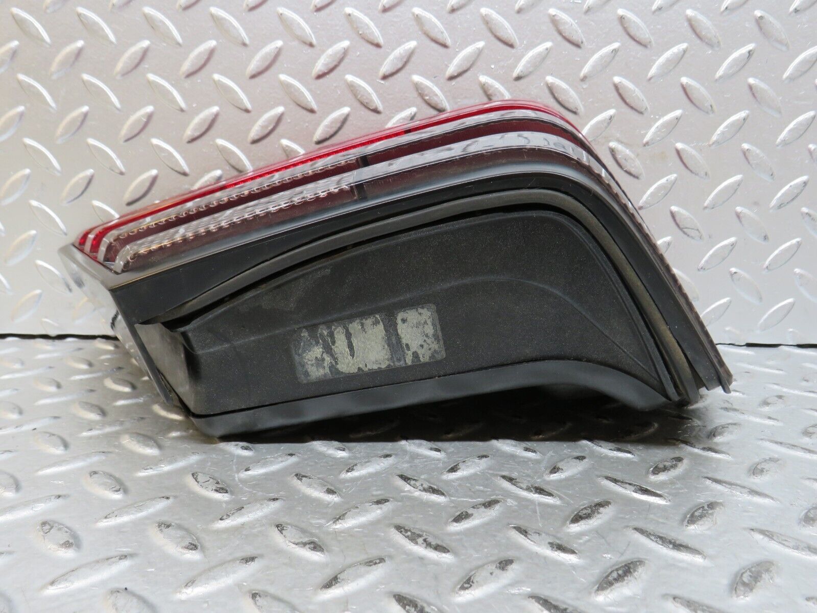 29041 Mercedes-Benz C124 320CE Coupe Tail Light Left Side