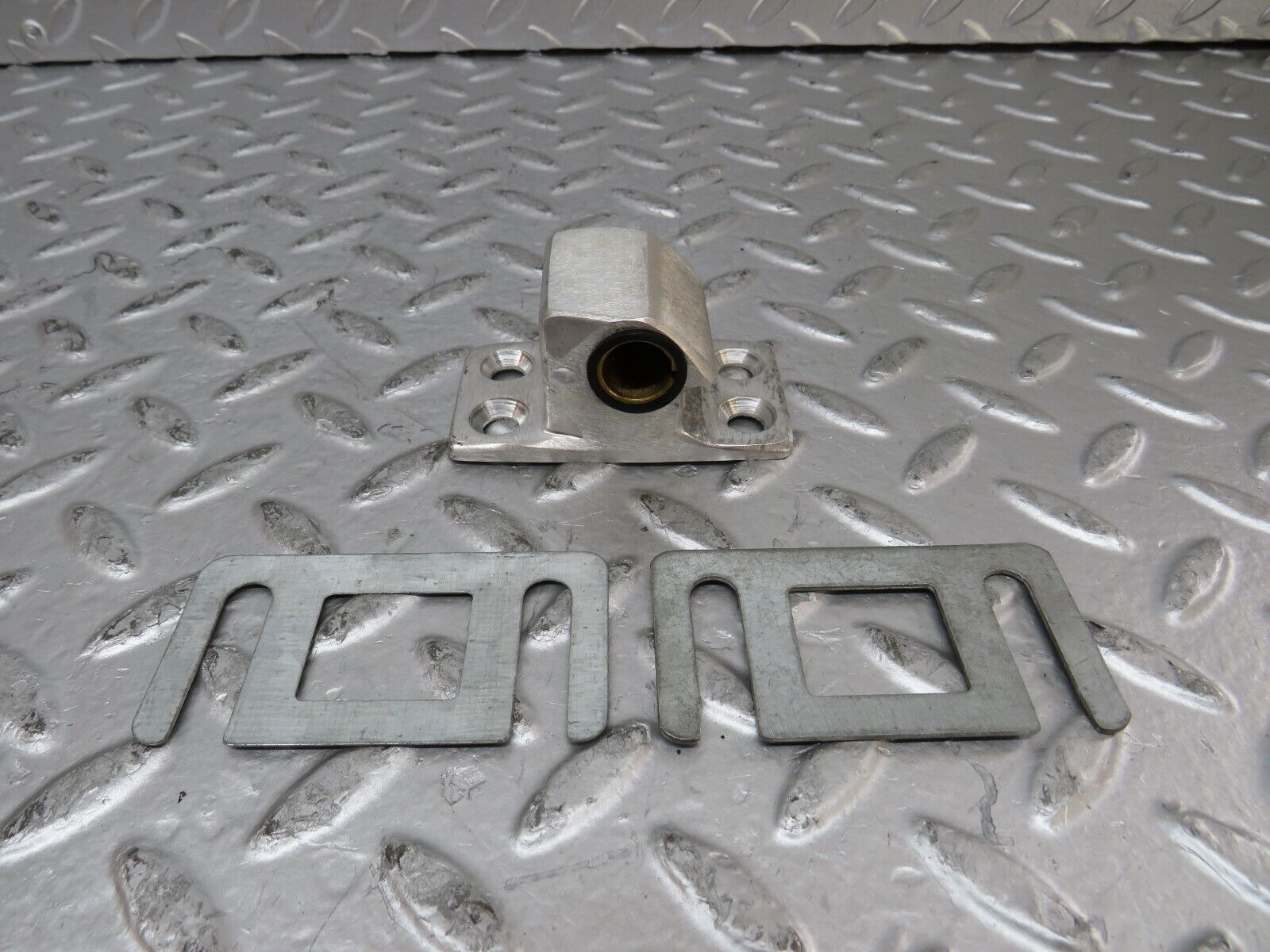 26220 Mercedes-Benz W116 450SE Door Lock Latch Left Side