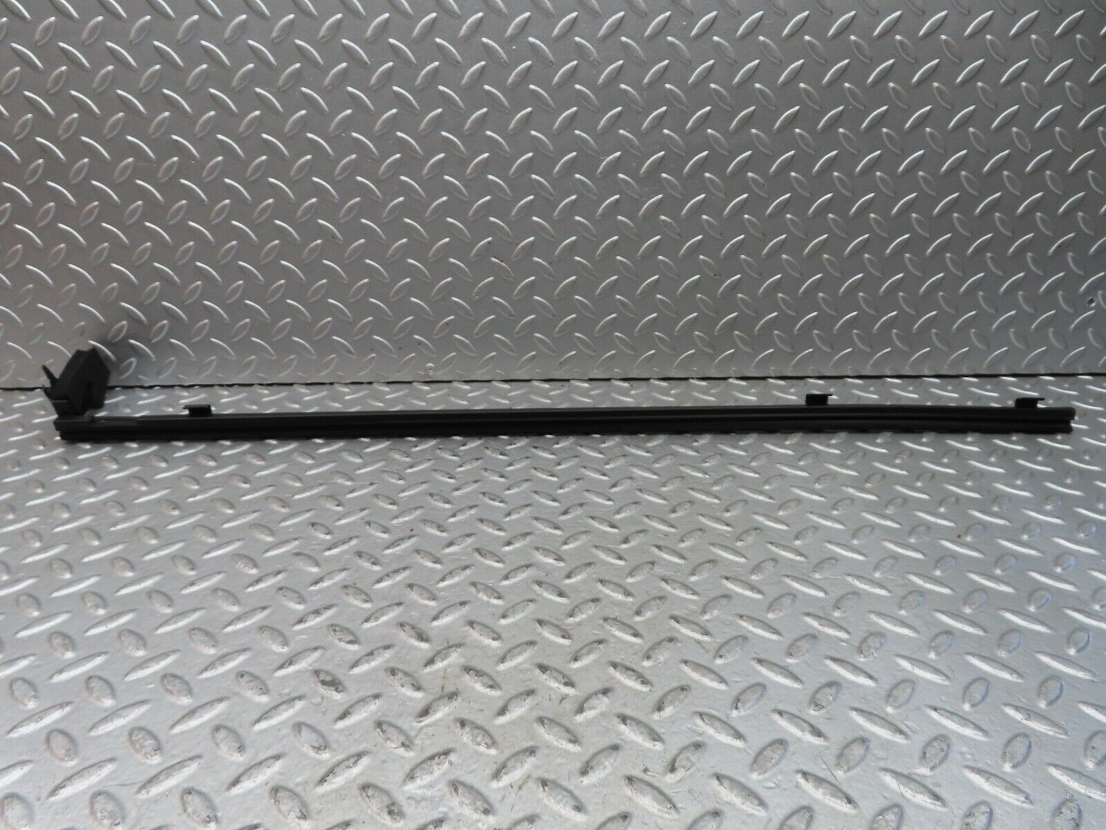 19739 Mercedes-Benz C140 CL420 Coupe Right Door Inner Window Weatherstrip Seal