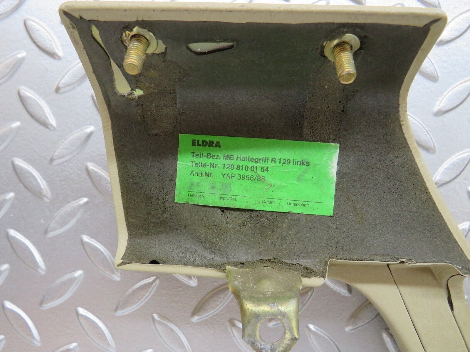 25102 Mercedes-Benz R129 Front Left Door Handle Panel Beige 1298100154