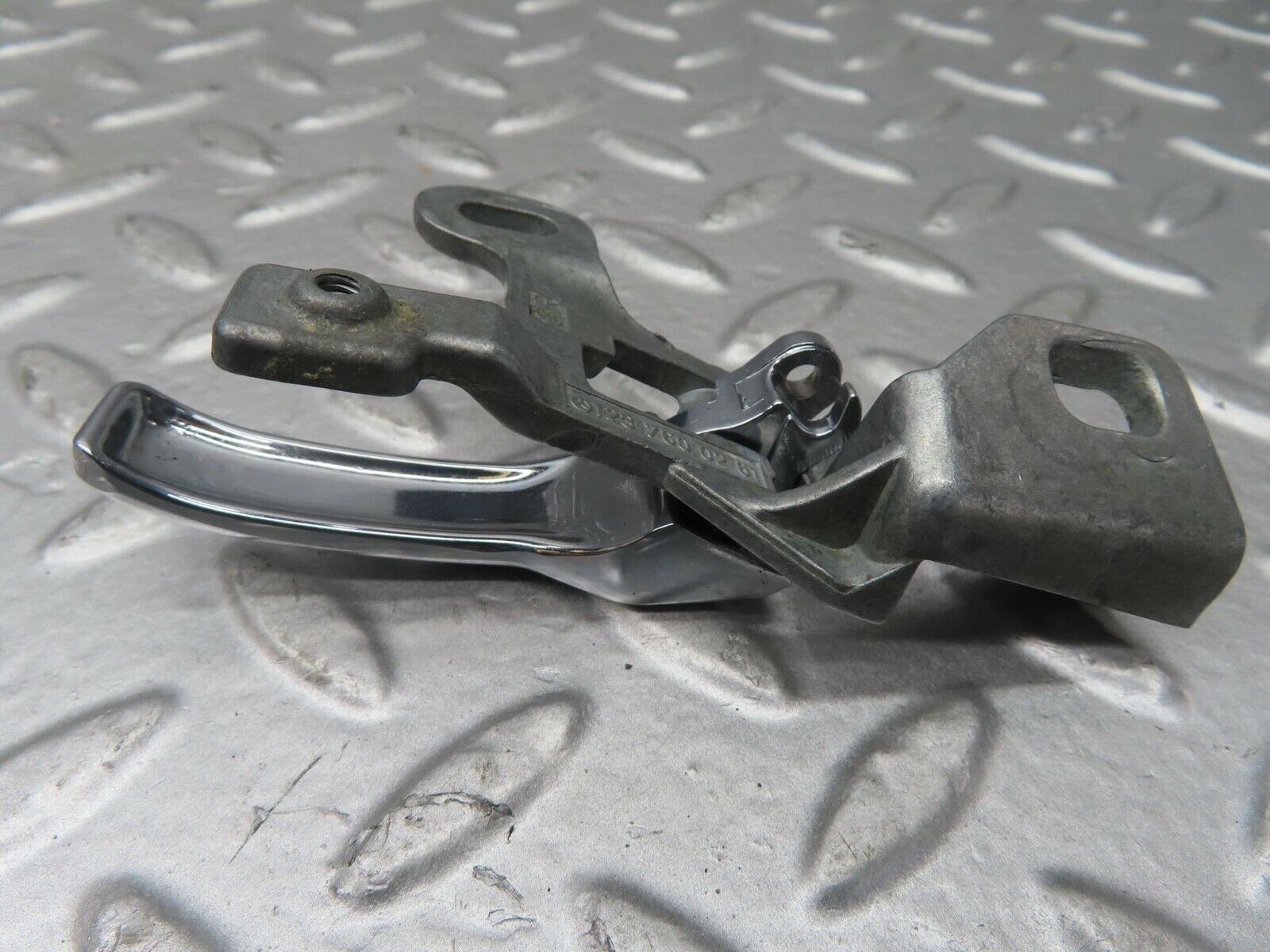 7040 Mercedes-Benz W123 230E Rear Right Interior Door Handle 1237600261