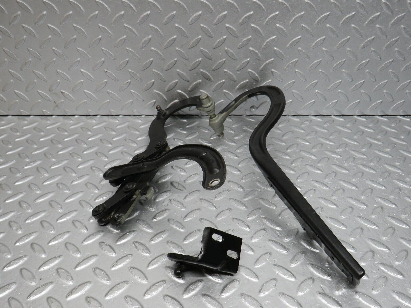 39794 Mercedes-Benz R129 320SL Coupe Trunk Boot Soft Top Hinge Right Side