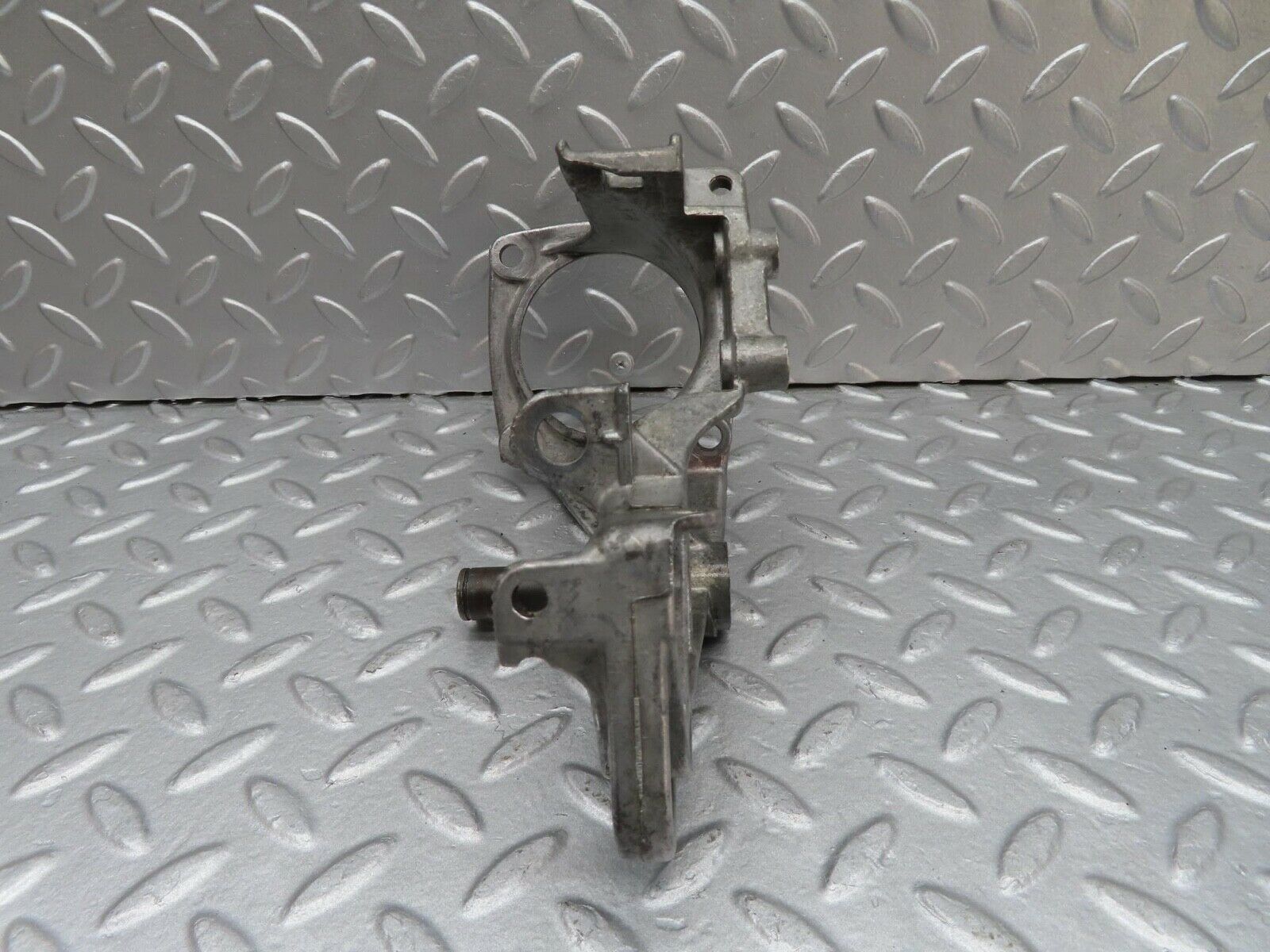 16012 Mercedes-Benz W123 280E Brake Pedal Bracket 1232900219