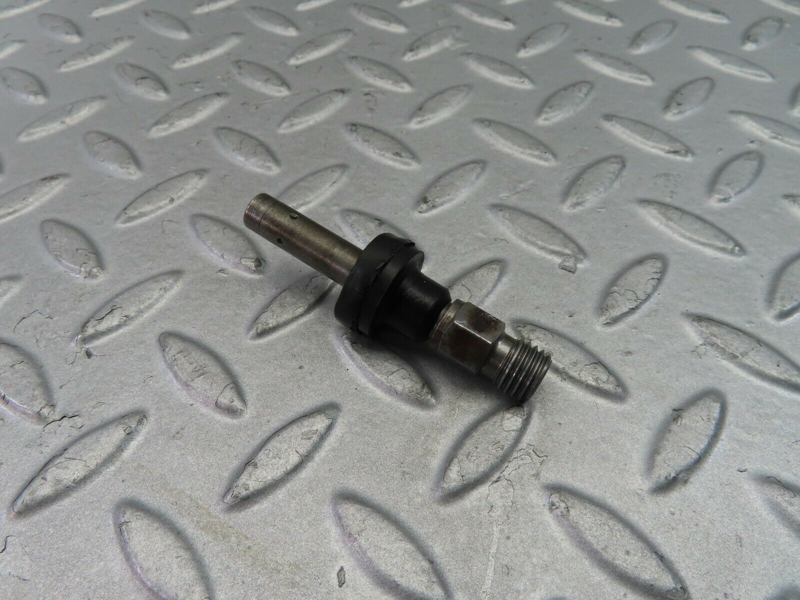 7788 Mercedes-Benz S123 230TE Wagon Fuel Injector Bosch 0437502010