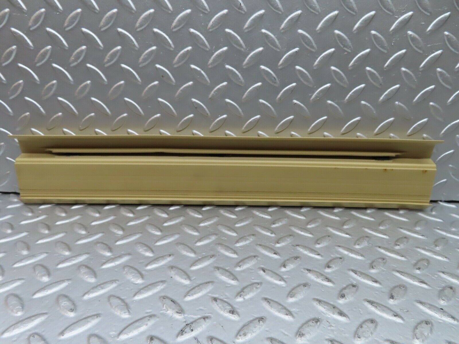 21033 Mercedes-Benz W123 230E Rear Right Door Sill Trim Beige