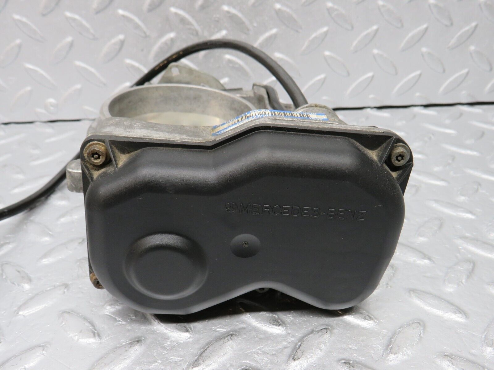 38559 Mercedes-Benz R129 280SL Coupe Throttle Body Valve VDO 0011416525