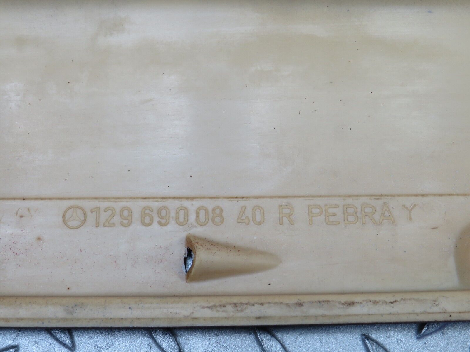 38611 Mercedes-Benz R129 280SL Coupe Side Skirt Right Side 1296900840