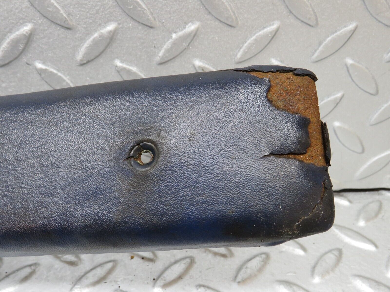 37334 Mercedes-Benz W109 300SEL B Pillar Cover Panel Right Side Blue