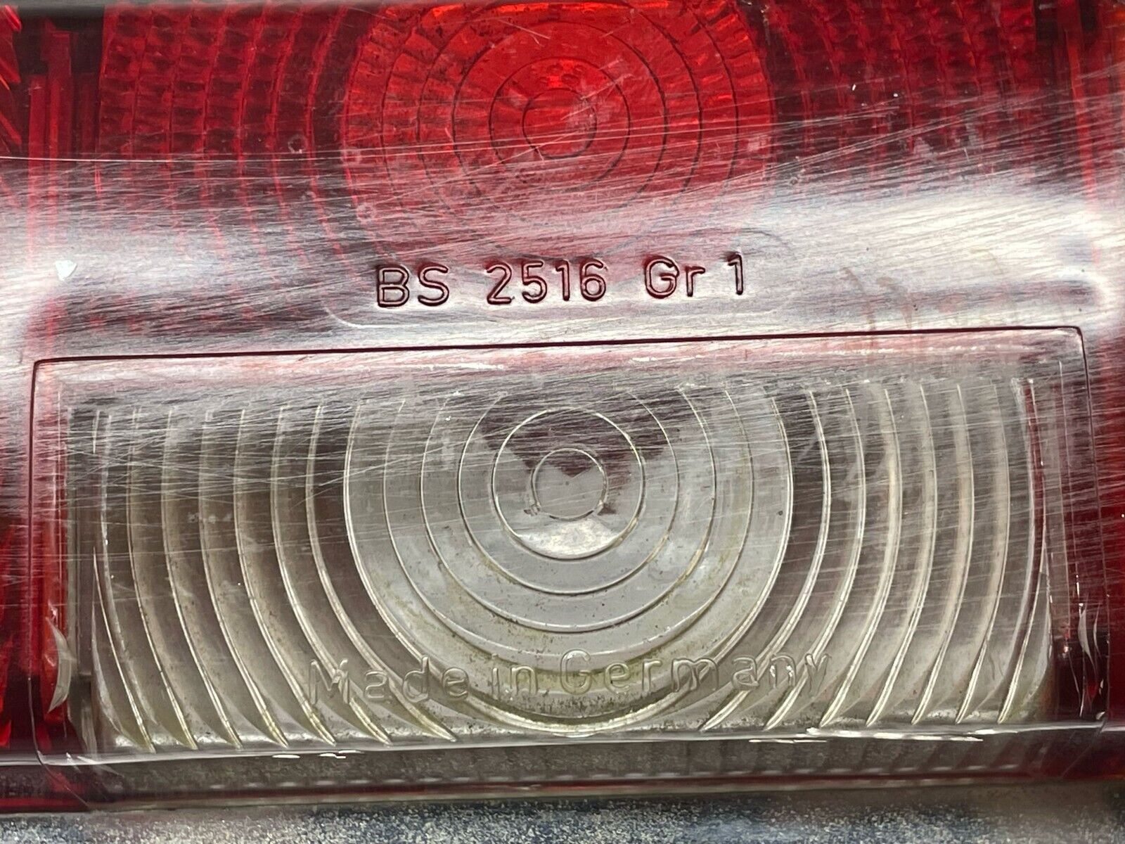 40342 Mercedes-Benz W110 230 Tail Light Lens Right Side Hella BS2516 Gr1