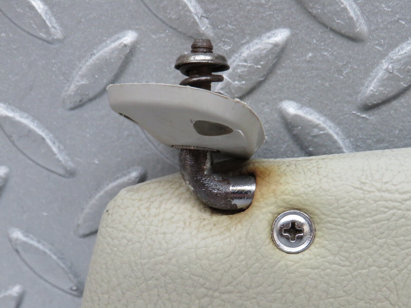 37387 Mercedes-Benz W109 300SEL Sun Visor Left Side