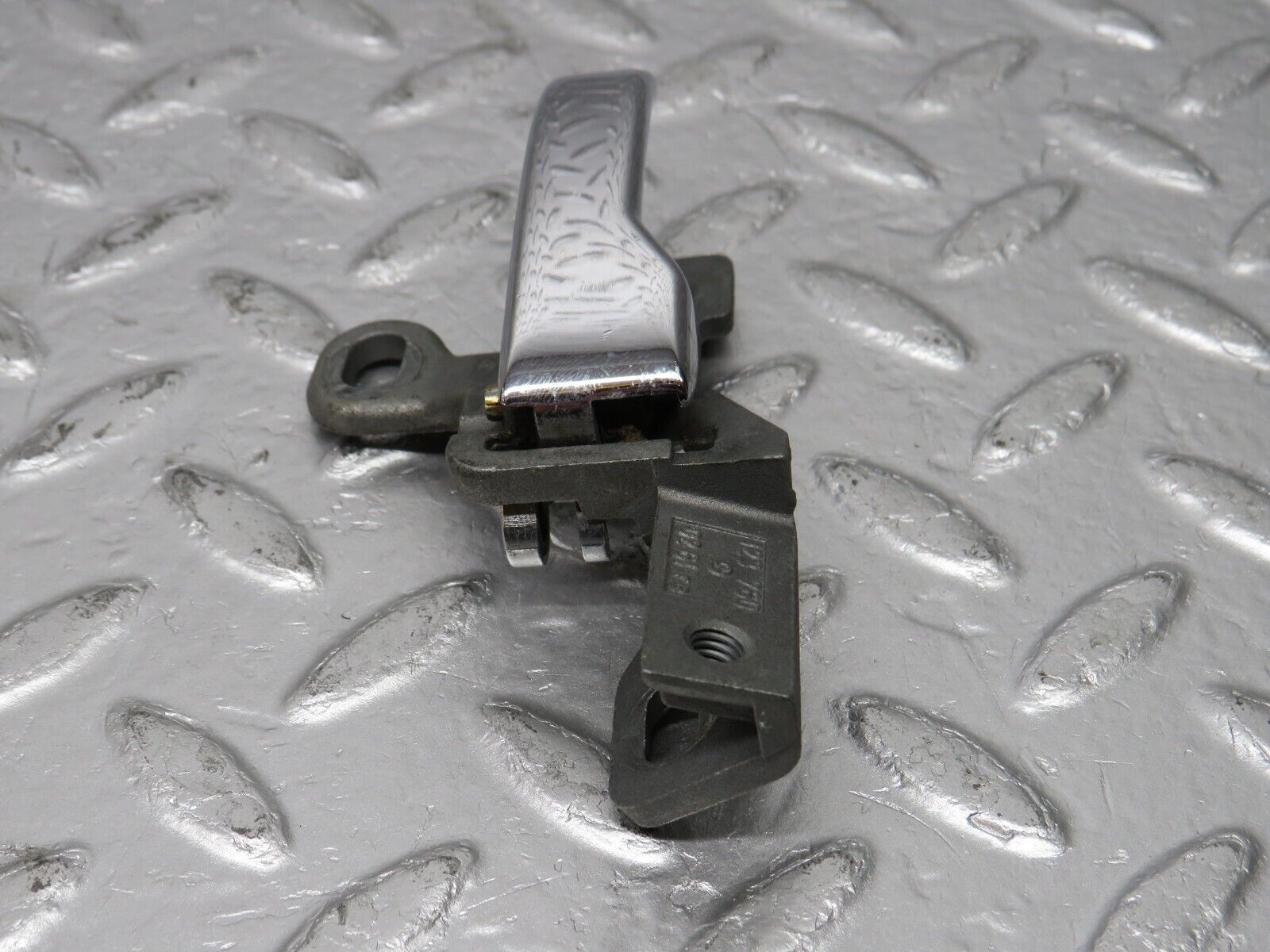 33668 Mercedes-Benz C123 280CE Coupe Right Interior Door Handle 1237600261