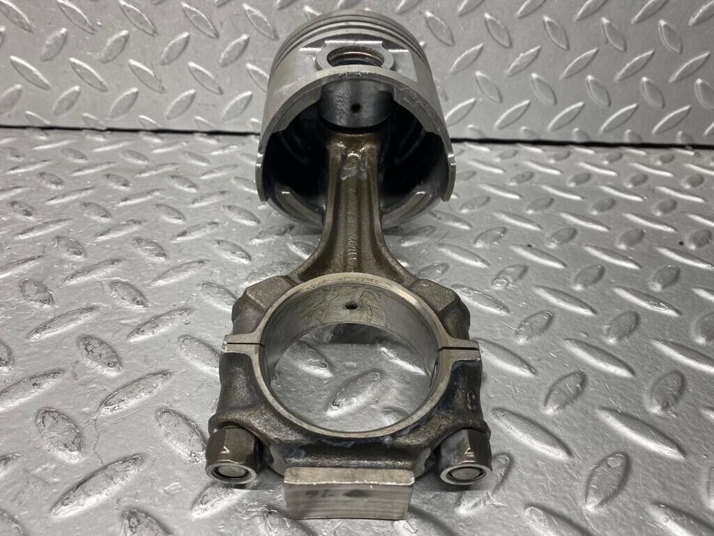 37624 Mercedes-Benz W109 300SEL Piston With Connecting Rod 91.5 mm