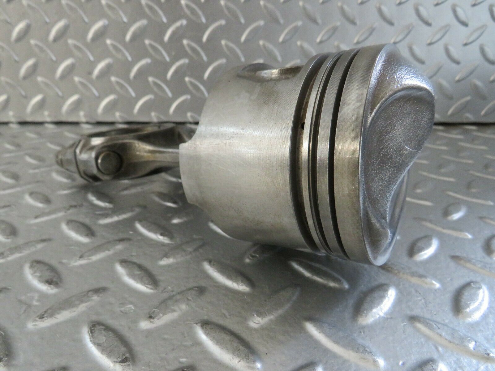 23579 Mercedes-Benz W114 280E Piston With Connecting Rod 86.00 mm