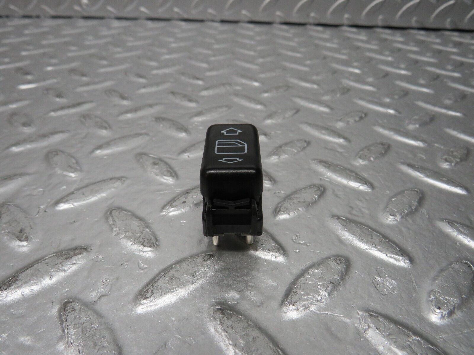 30519 Mercedes-Benz W124 230E Electric Window Switch Right Side 1248209410